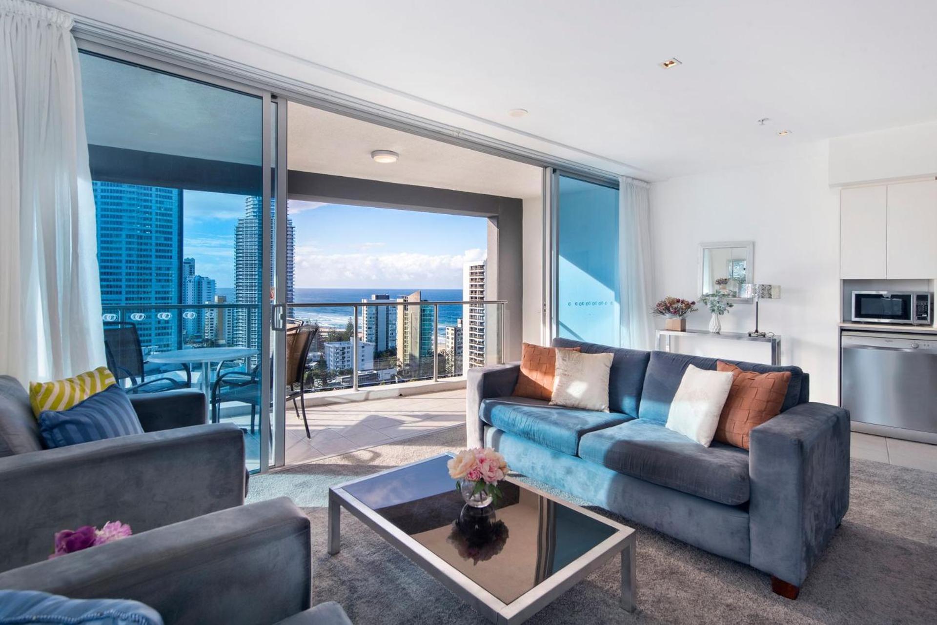 Artique 2 Bedroom Close To The - Coasthm Apartment *